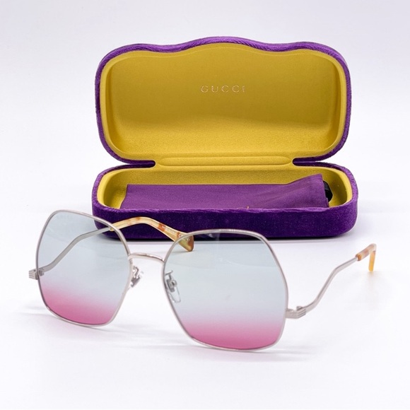 NEW Authentic GUCCI GG0972S 004 WOMEN'S
GUCCI SUNGLASSES - Picture 2 of 13